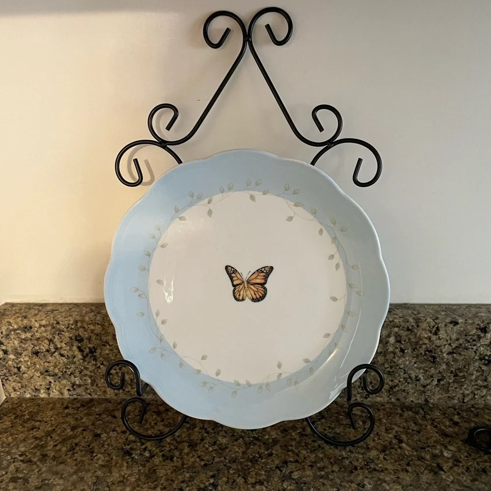 Three Black Iron Scrollwork Display Stands for Plates, Photos, or Artwork.